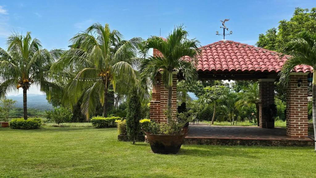 Casa de Campo in Asunción Mita Entre Rocas