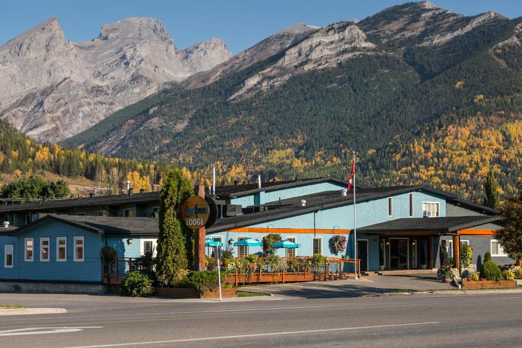 a town in the mountains with a mountain at Red Tree Lodge in Fernie