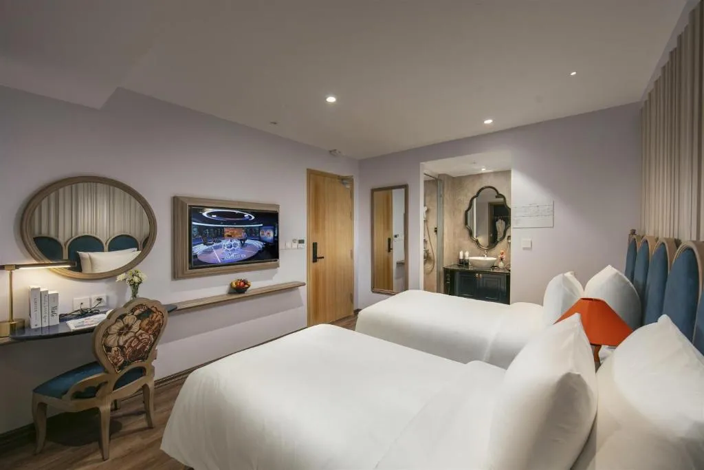 Deluxe Double or Twin Room