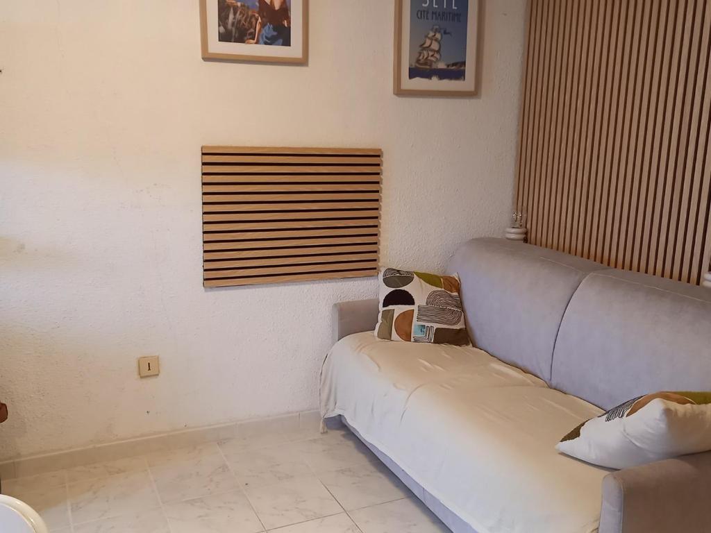 Charmant T2 avec Clim et Parking privé - Proche plage pour 4 pers - FR-1-472-215