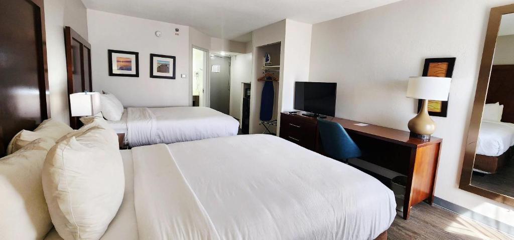 Comfort Inn Pensacola - University Area photo