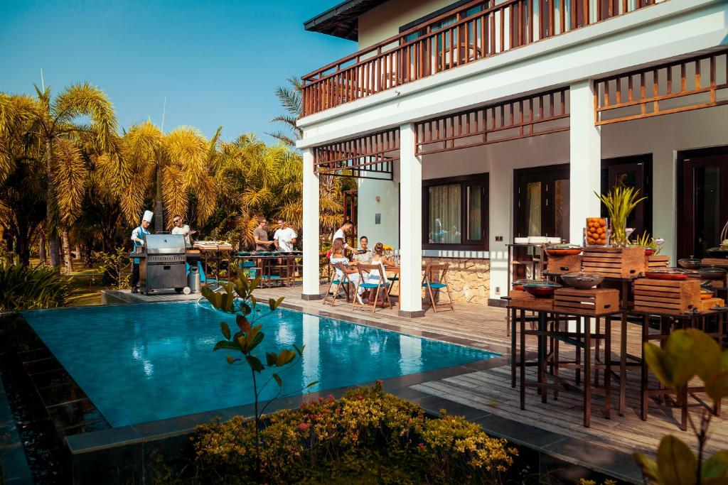Biệt Thự 4 Phòng Ngủ Có Hồ Bơi Riêng