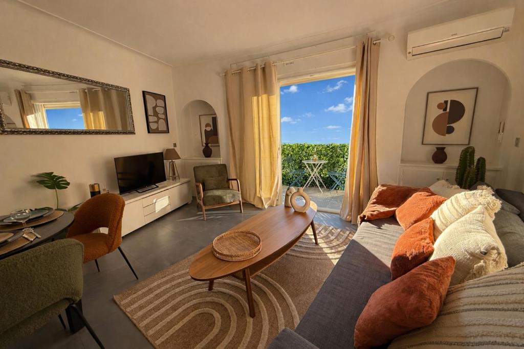 Cannes CROISETTE - plages - palais - bord de mer - Appartement moderne et lumineux avec balcon