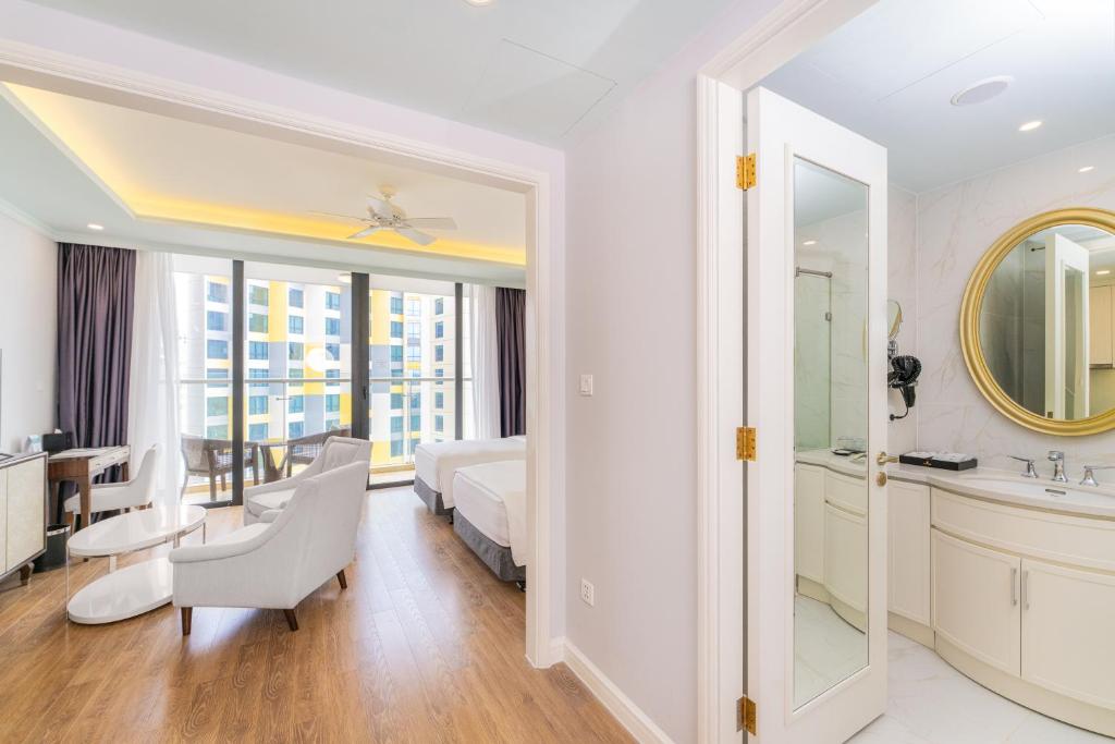 Twin Studio with Ocean view - Free 2 Kids