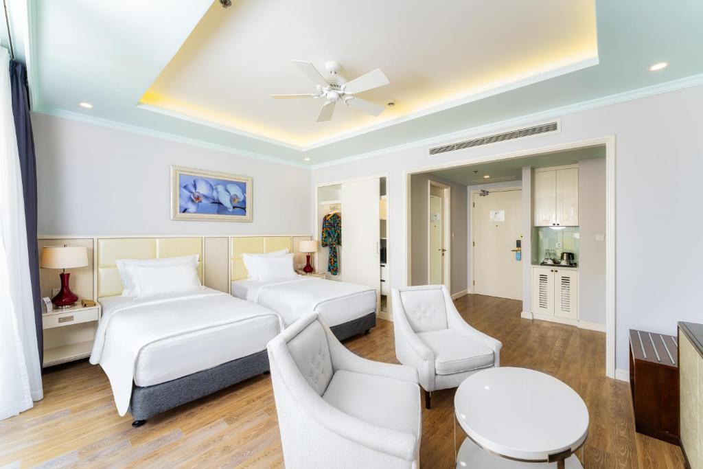 Twin Studio with Ocean view - Free 2 Kids