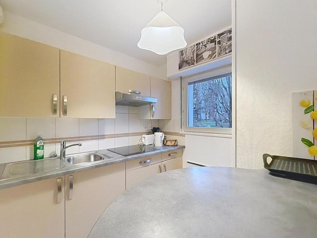 Bienvenue au Belle Hélène appartement calme – photo 4