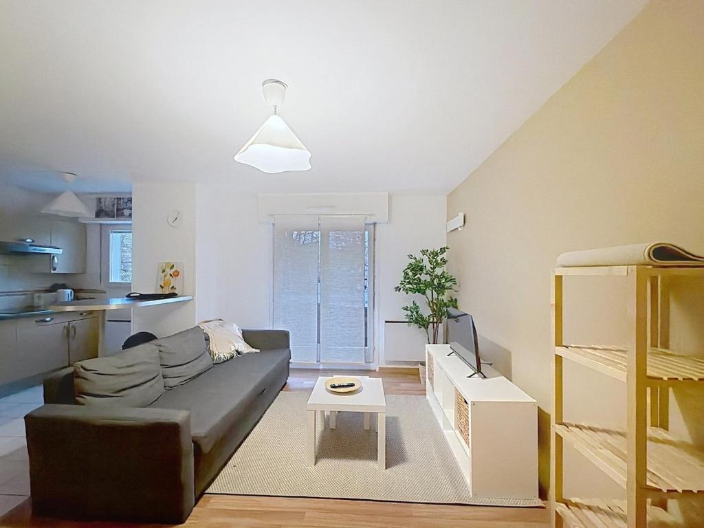 Bienvenue au Belle Hélène appartement calme – photo 14