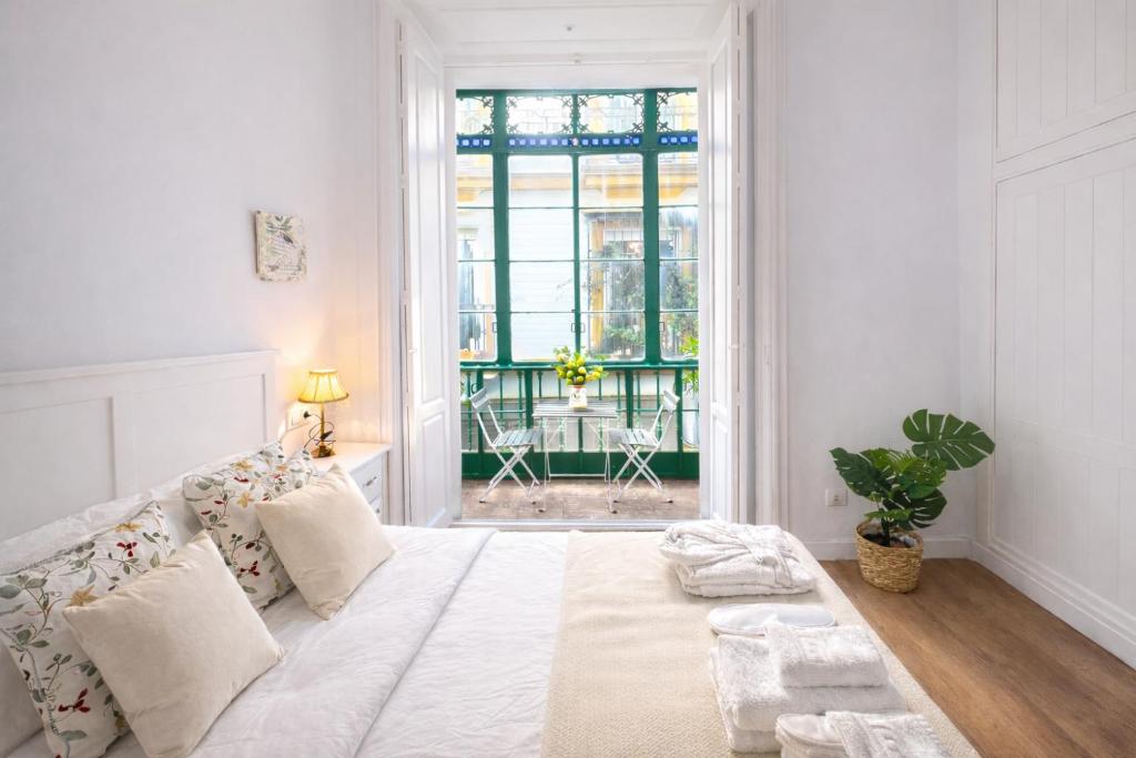 Apartamento Deluxe 2 habitaciones a 5 min de Catedral, Giralda y Alcázar Balcón privado