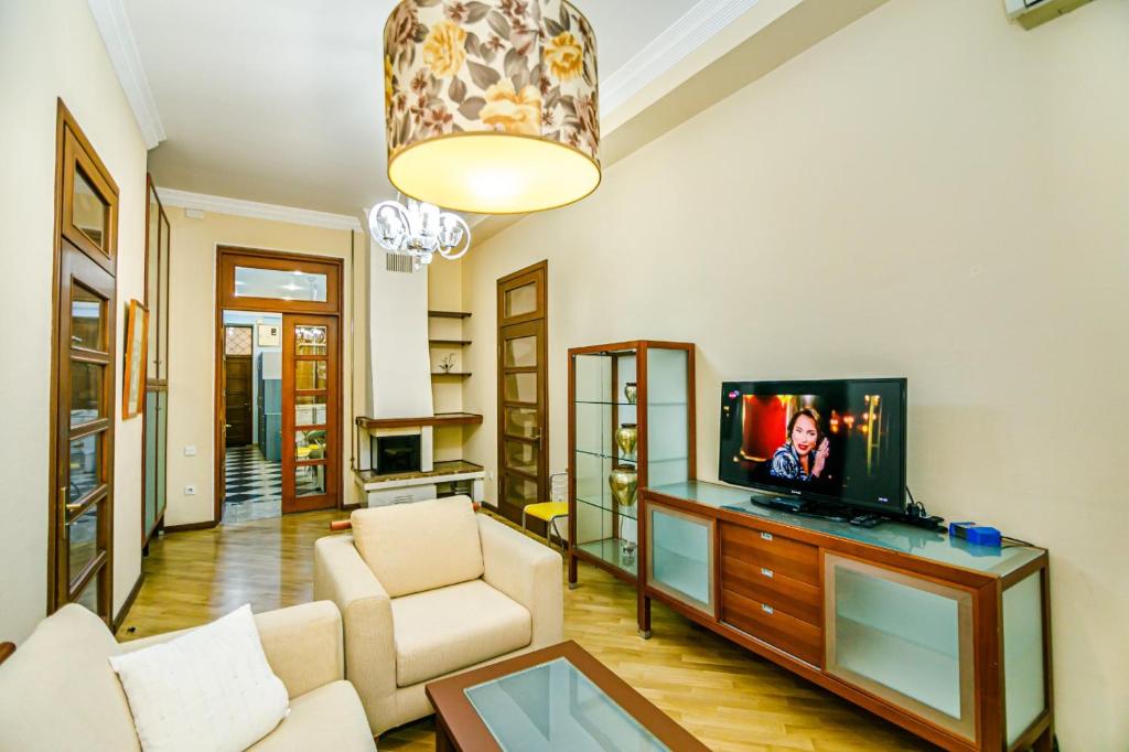 Downtown apartment in Nizami در باکو