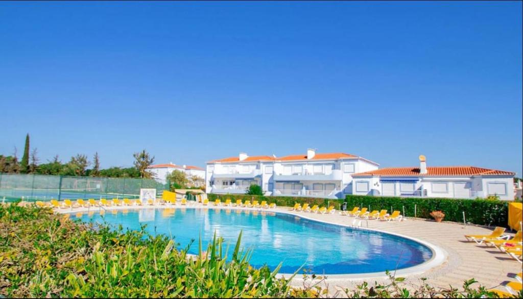 Oasis Park Resort Condo, Pool & Jacuzzi, Free Parking