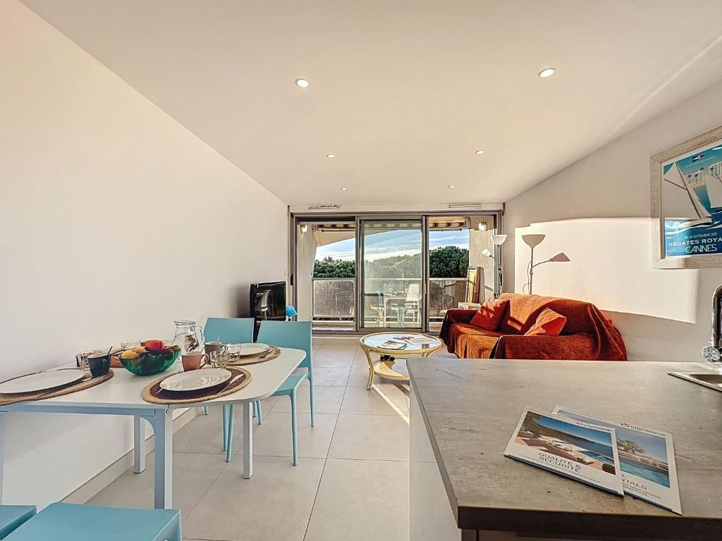 Apartment Le Golfe Vermeil-1 by Interhome