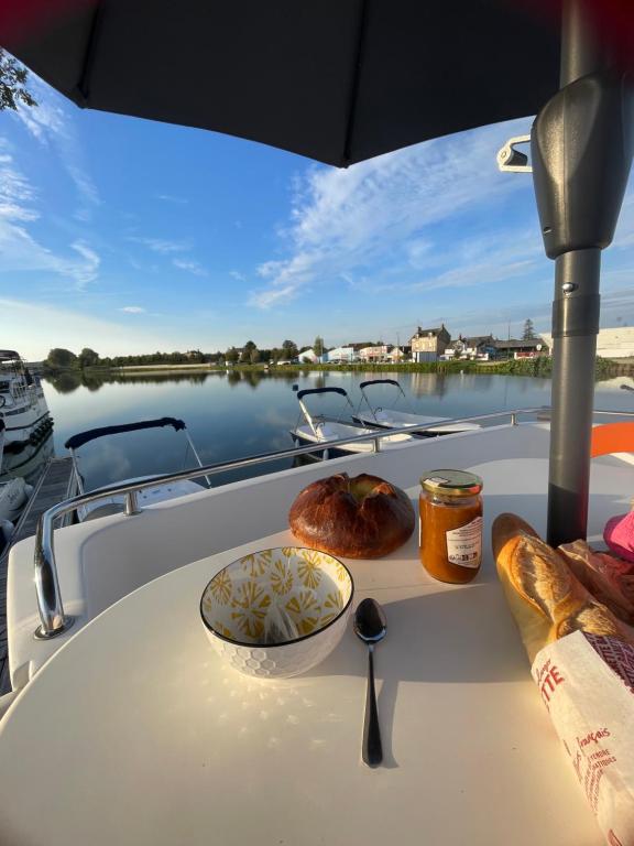 Iris, bateau douillet