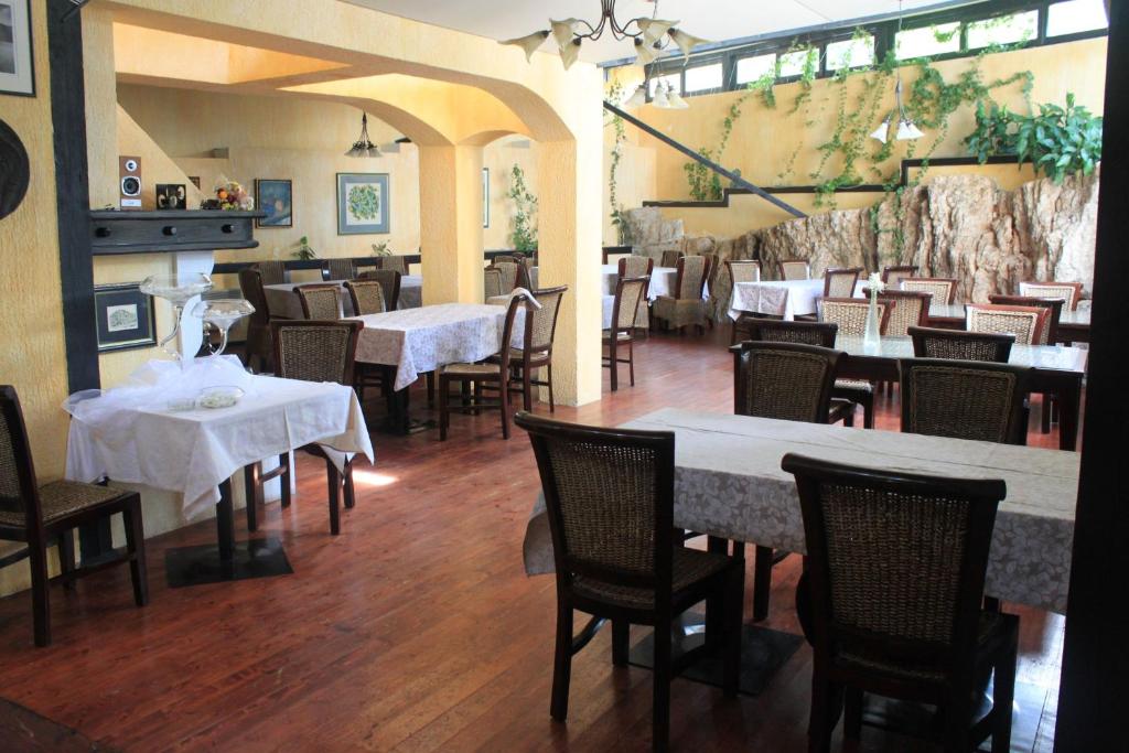 Eurocamp Mobile Homes at Campsite Porton Biondi