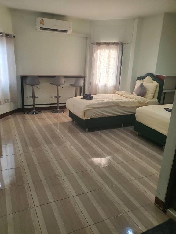 Alongkorn hotel by SB - Klassisches Dreibettzimmer