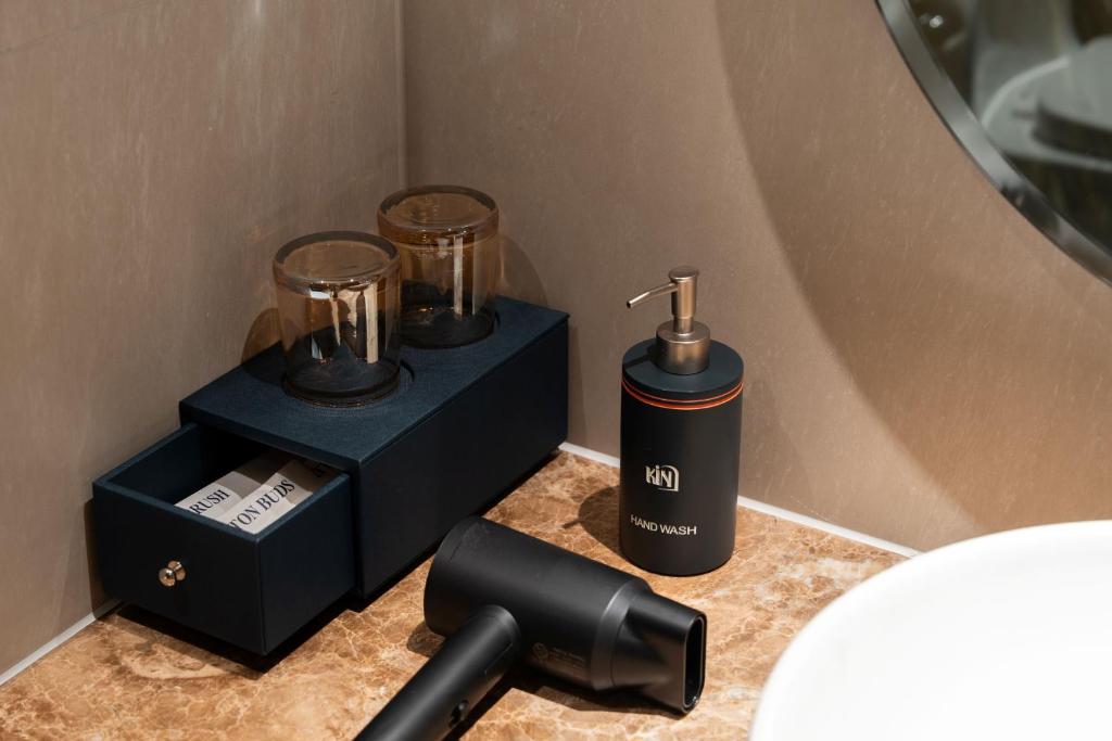 Phòng Deluxe Giường Đôi Không Có Cửa Sổ