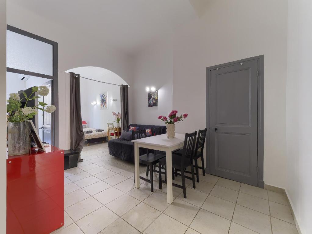 Cozy and renovated apartment - Hyper Central - Air Conditioner