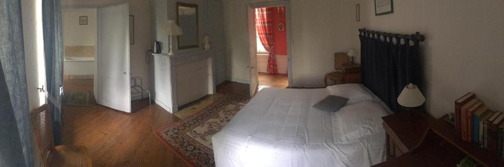 Chateau De Grosfy - Double Room With Private Bathroom