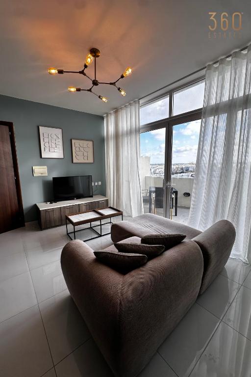 Central & Spacious Penthouse w/ 1BR + City View by 360 Estates