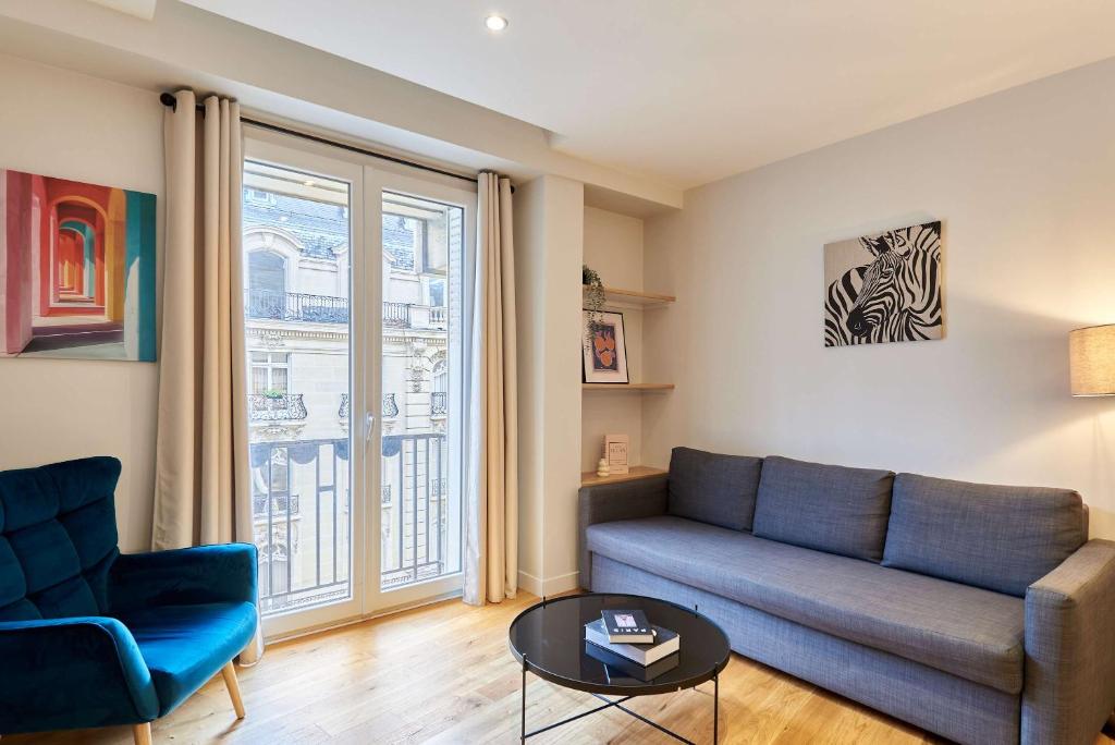 Modern Apartment Champs Elysees Trocadero
