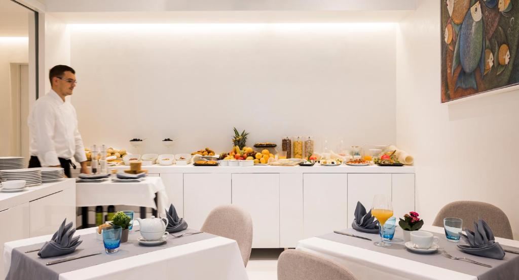 RIVALMARE BEACH Boutique Hotel - 5