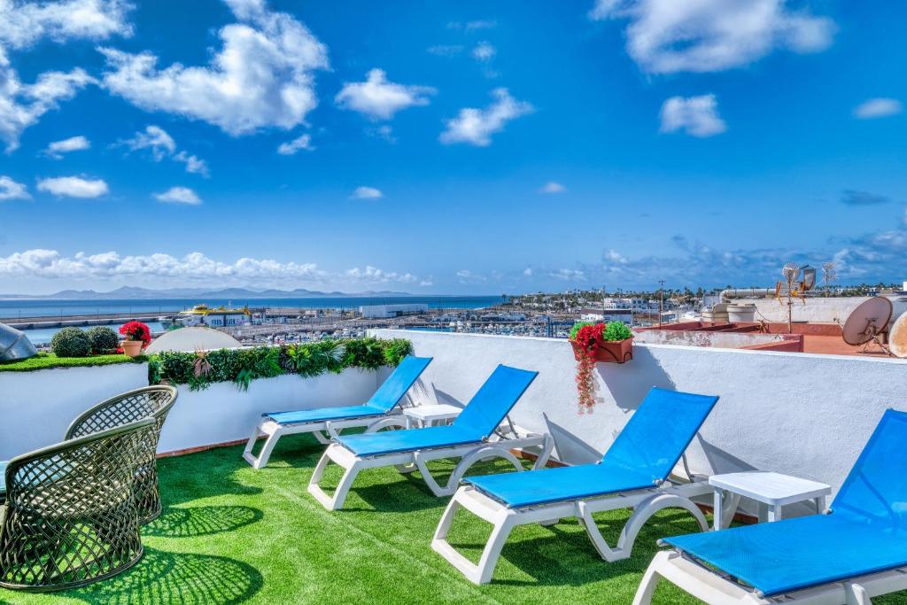 Casa Bonica - Ocean Views - Beach 2 min By Lanzarote Vacation Homes