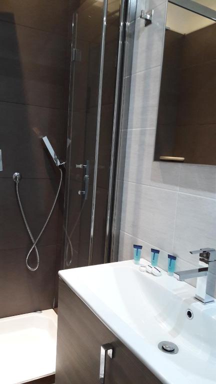 Koupelna v ubytování Hotel Mimosa Pantheon