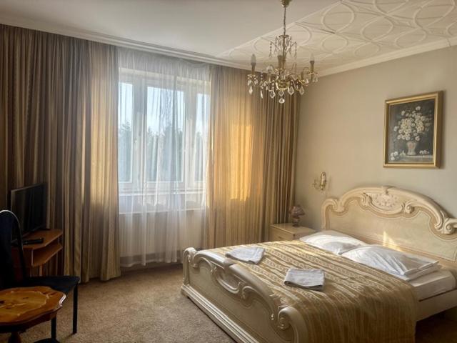 Hotel Restauracja Małopolska - Housity
