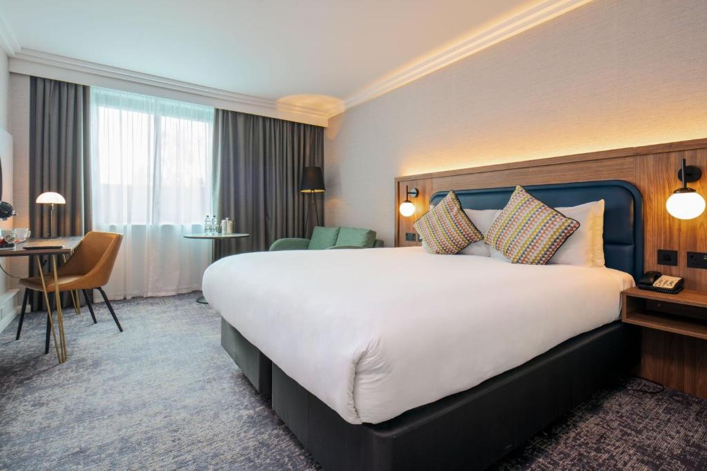 Crowne Plaza Manchester Airport, an IHG Hotel - 