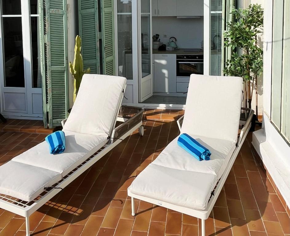Exclusive Top Floor - Love Suite