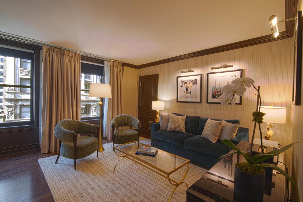 Iroquois New York Times Square - 