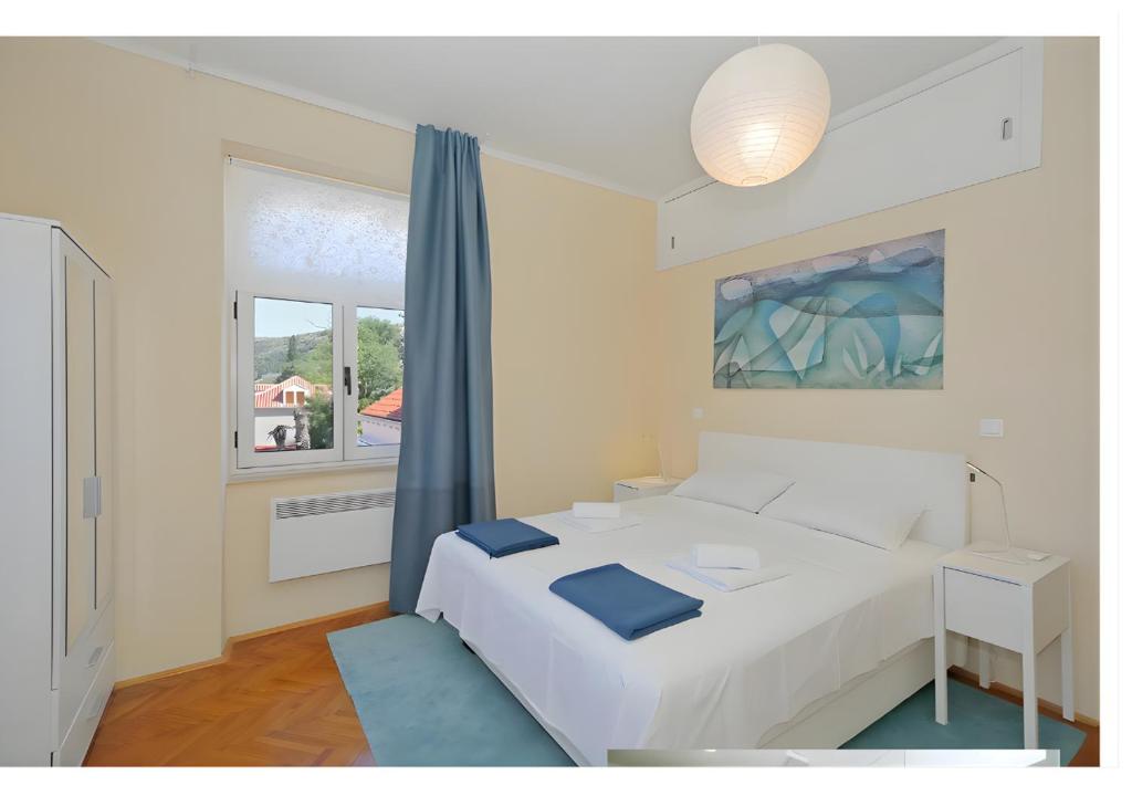 Studio Porty - Dubrovnik City Apartments - Port Promenade with Sea View