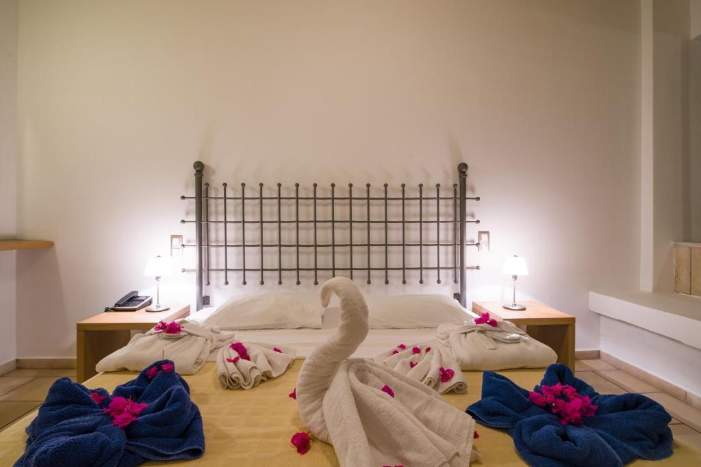 Antinea Suites Hotel & Spa - 带有室内热水浴缸的初级套房