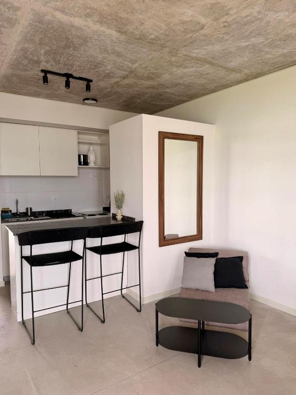 Monoambiente a estrenar en Fisherton con cochera