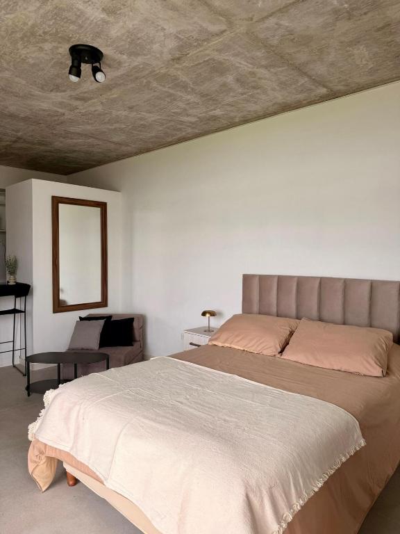 Monoambiente a estrenar en Fisherton con cochera