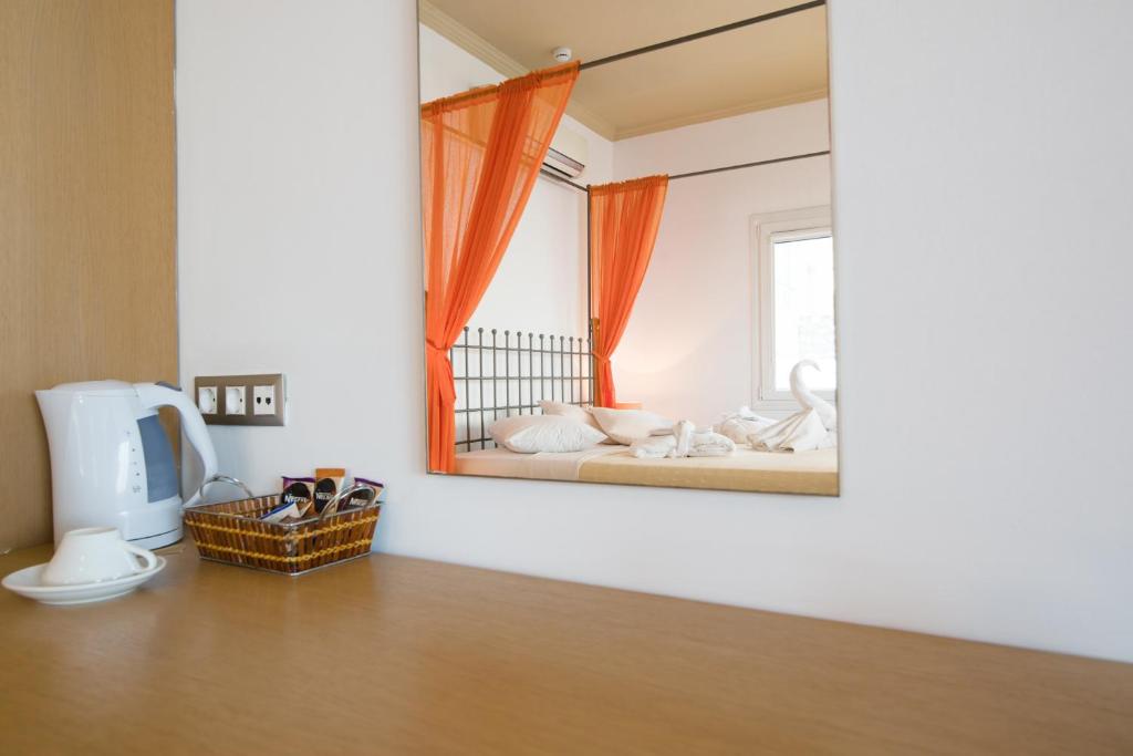 Antinea Suites Hotel & Spa - 带室内热水浴缸的皇家套房