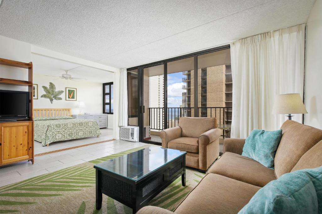 Aston at the Waikiki Banyan - 