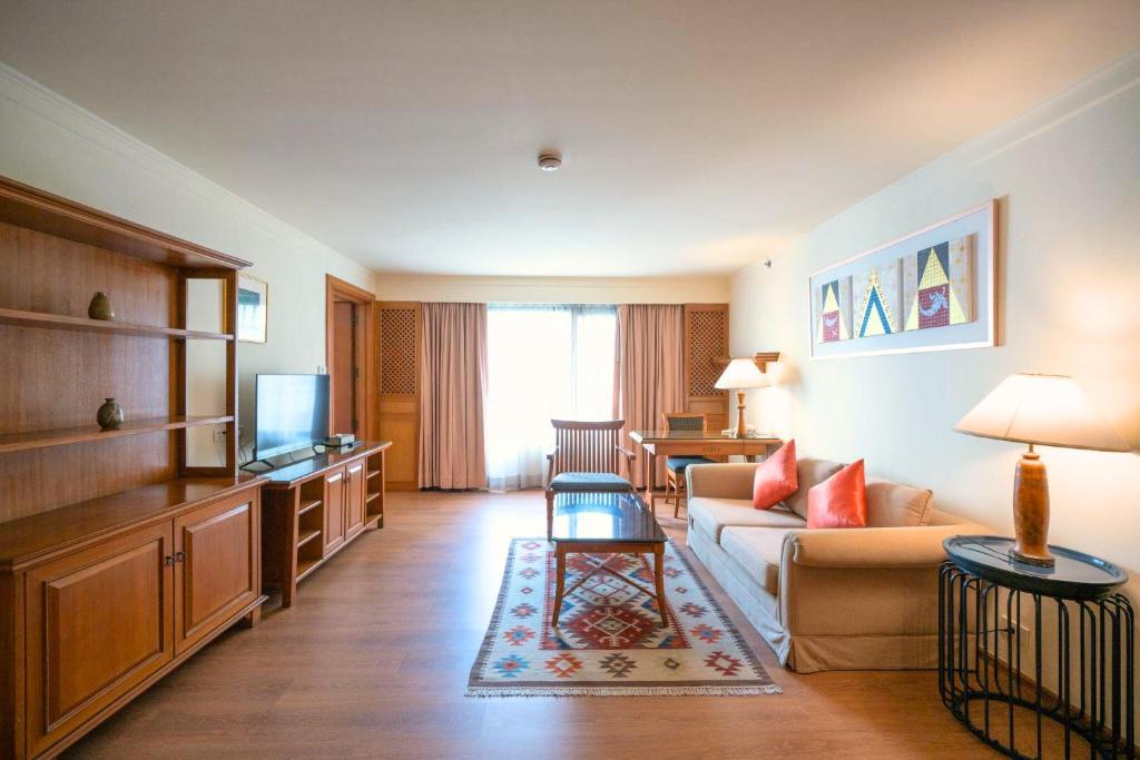 Silom Serene A Boutique Hotel - One-Bedroom Suite