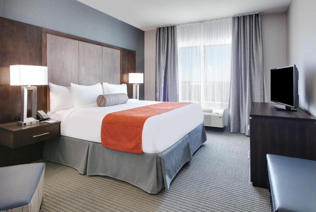 Wingate by Wyndham San Angelo - Suite Junior Con Cama Extragrande - No Fumadores