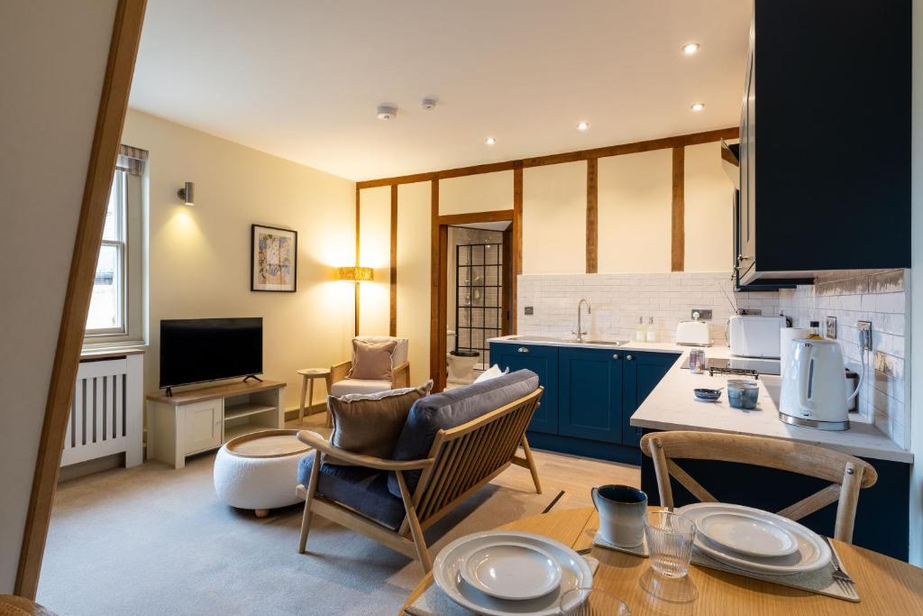 Delabere House - Luxury Cotswolds Holiday Apartments - 5 Casa Delabere