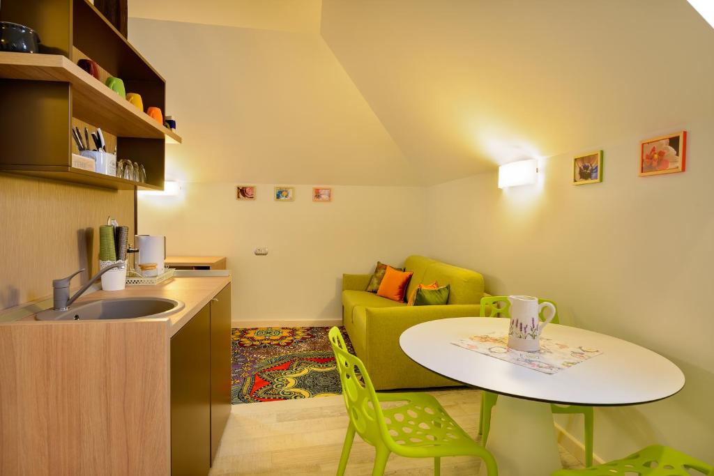 Blumenhaus Sibiu - Resim 2