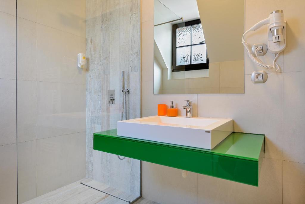 Blumenhaus Sibiu - Resim 26