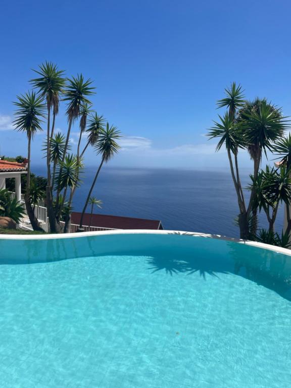 villa vue ocean Funchal adults only