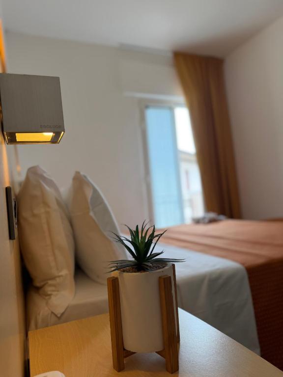Hotel San Benedetto - Triple Room With Balcony