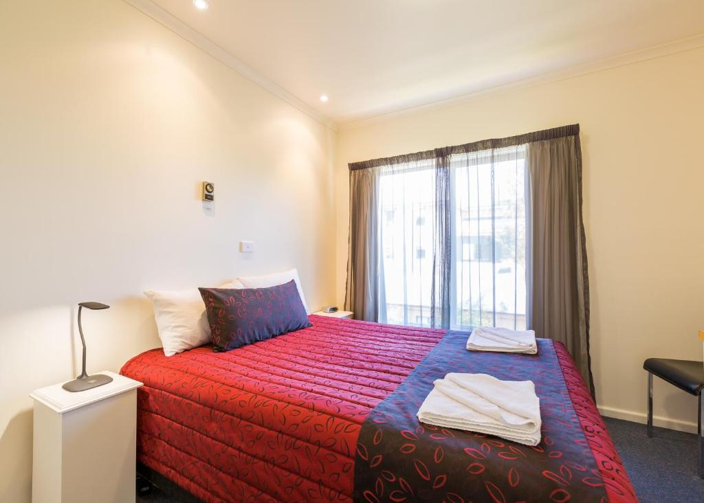 Graham Apartments - 
