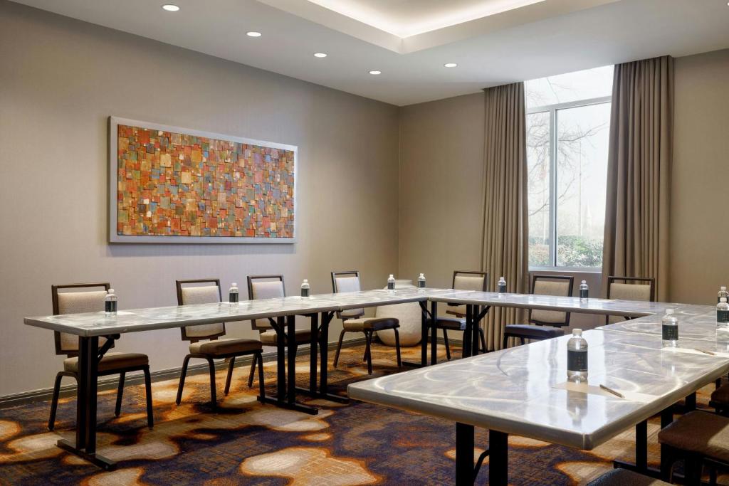 The Elmore Hotel, DFW Southlake, a Tribute Portfolio Hotel photo