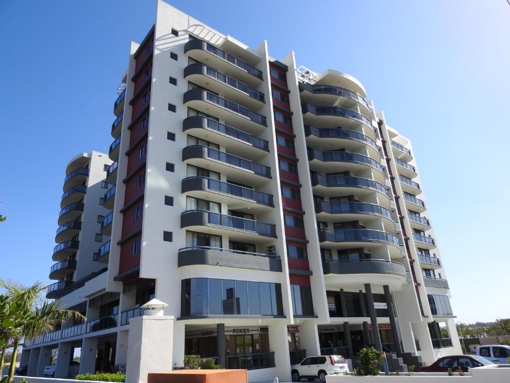 a large building with a lot of windows at Springwood Tower Apartment Hotel in Springwood