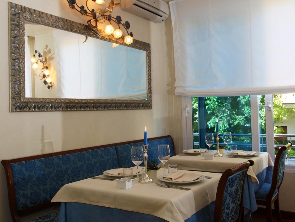 Restaurace v ubytování Hotel Helios