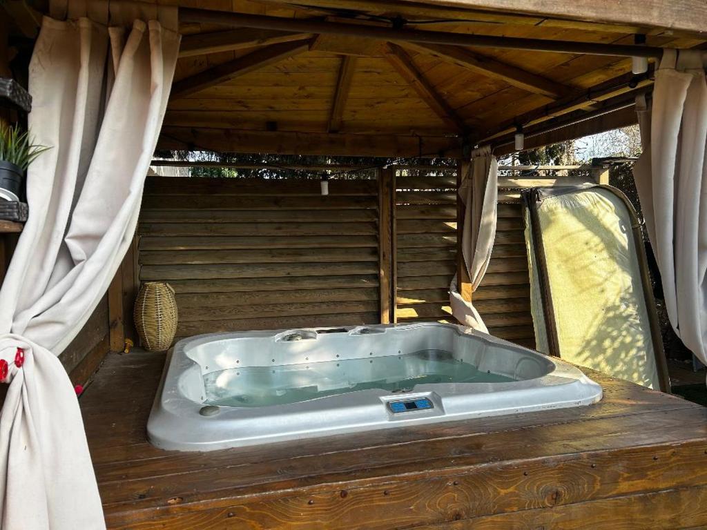 Les Chambres de Paulette - LOGEMENTS A THEMES - CHAMBRE JACK SPARROW - CHAMBRE JUNGLE - CHAMBRE RANCH - CHAMBRE ZEN - 高级家庭间
