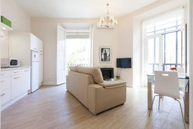 Apartamento Trajano - 带阳台的公寓
