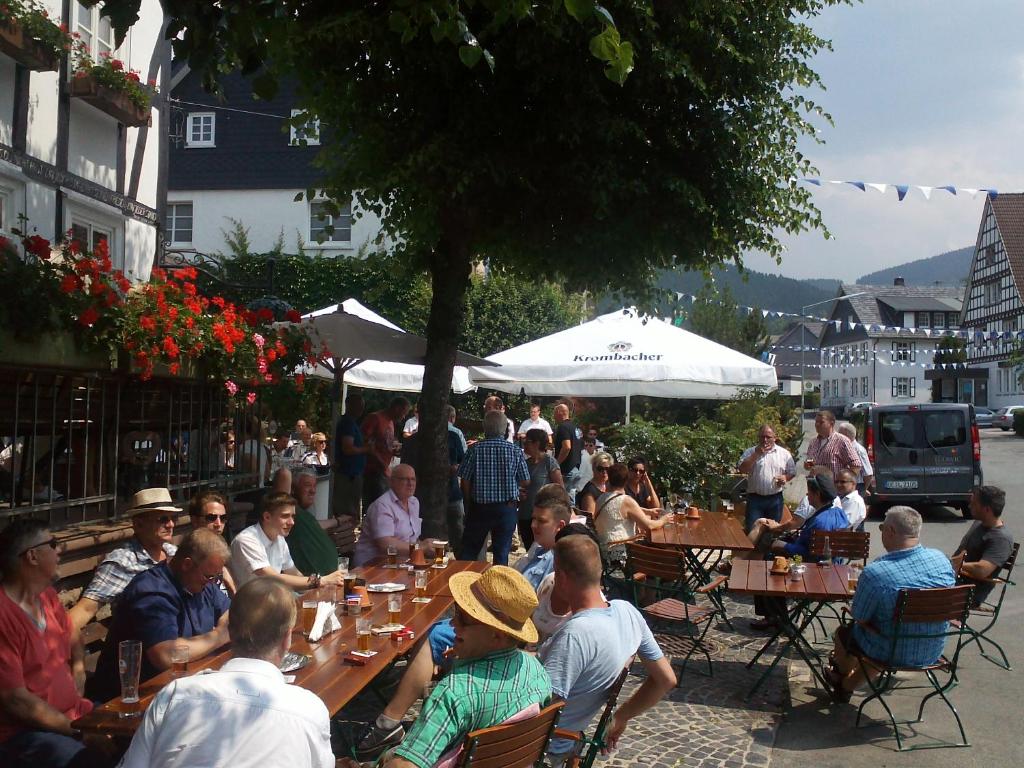 Hosté ubytování Hotel Gasthof Zu den Linden